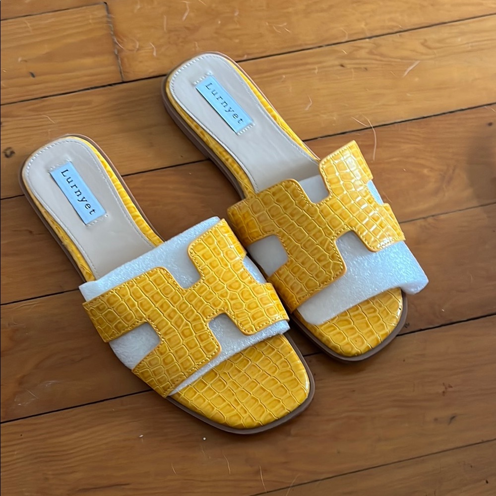 Lemaire Yellow and White Croc-Embossed Sandals